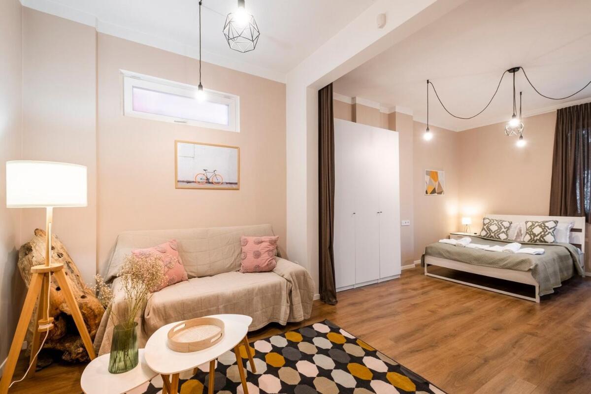 Top Centre 1 Bedroom Apt Next To Vitosha Blvd. София Экстерьер фото