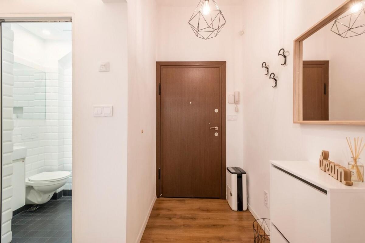 Top Centre 1 Bedroom Apt Next To Vitosha Blvd. София Экстерьер фото