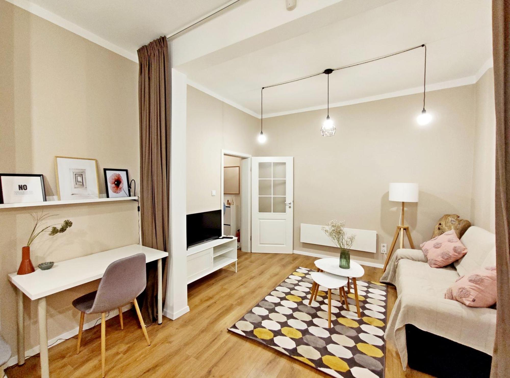Top Centre 1 Bedroom Apt Next To Vitosha Blvd. София Экстерьер фото