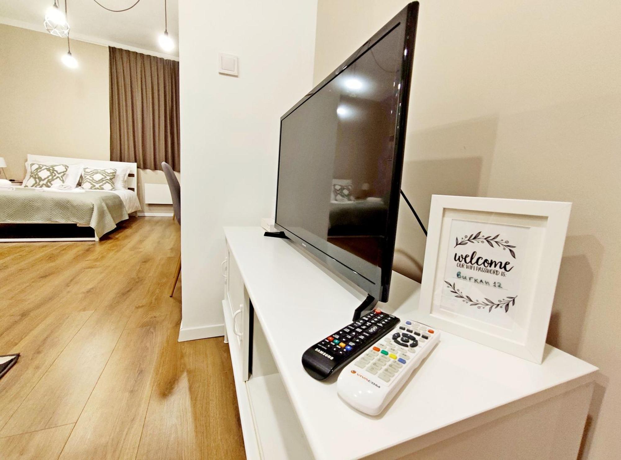 Top Centre 1 Bedroom Apt Next To Vitosha Blvd. София Экстерьер фото